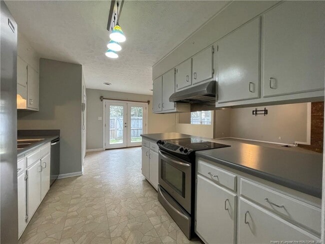 Photo - 6518 Grist Mill Rd