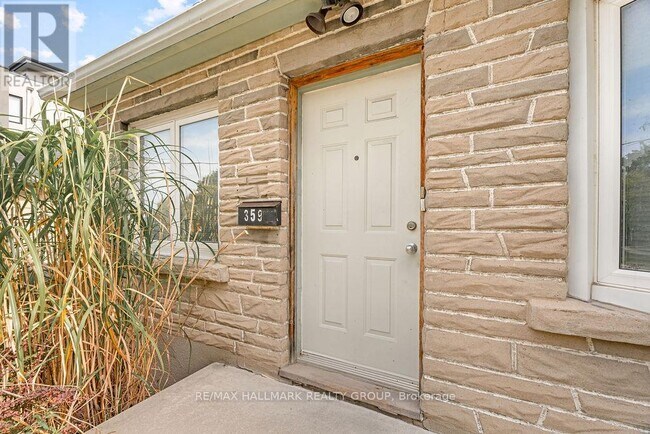 Photo - 359 Dominion Ave