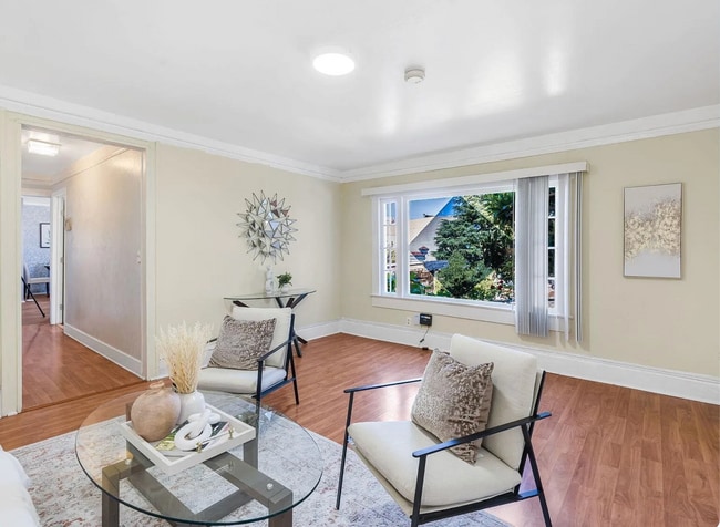 Building Photo - 475 Newton Ave Unit 475