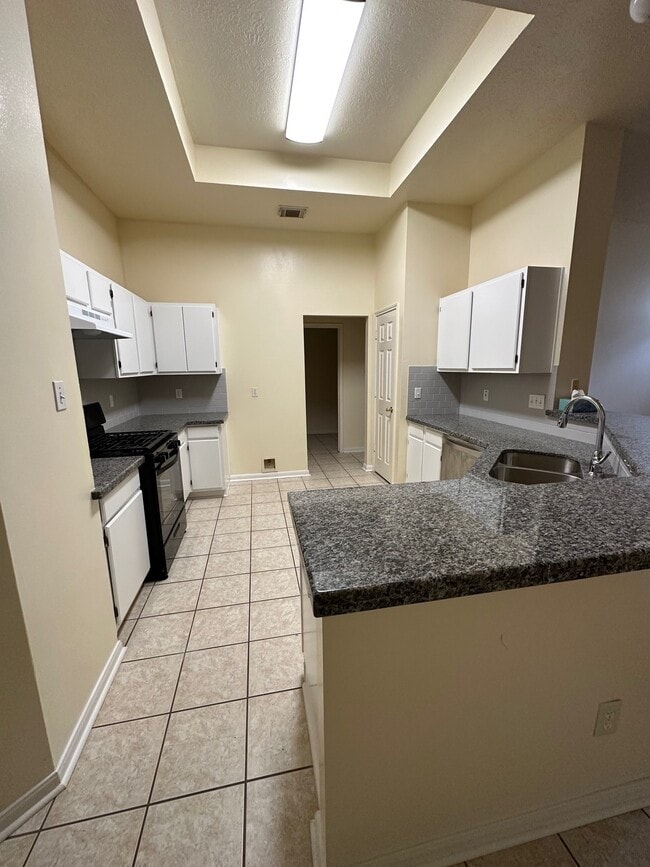 Photo - 6815 Stratford Park Dr