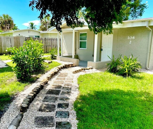 Building Photo - Roppo (561 SWB) Unit 106 5th St #2 Rental