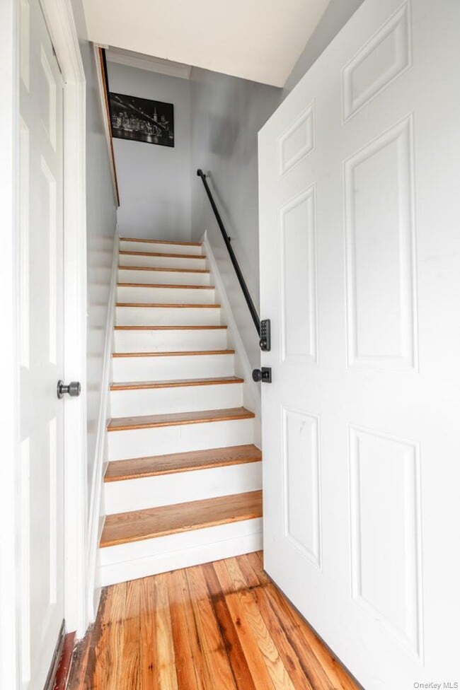 Photo - 146-41 224th St