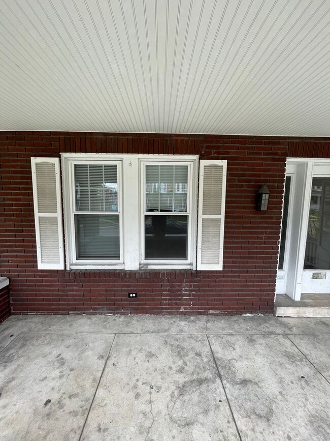 Photo - 933 W King St Unit 933 W King St -  1
