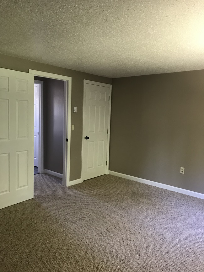 34 Quaboag St Unit 1