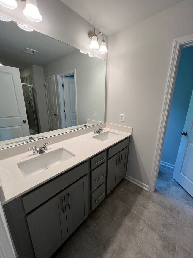 Photo - Charming 4 Bedroom Home Located in Wendell