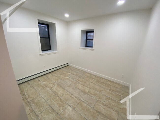 Photo - 27 Egremont Rd Unidad 1