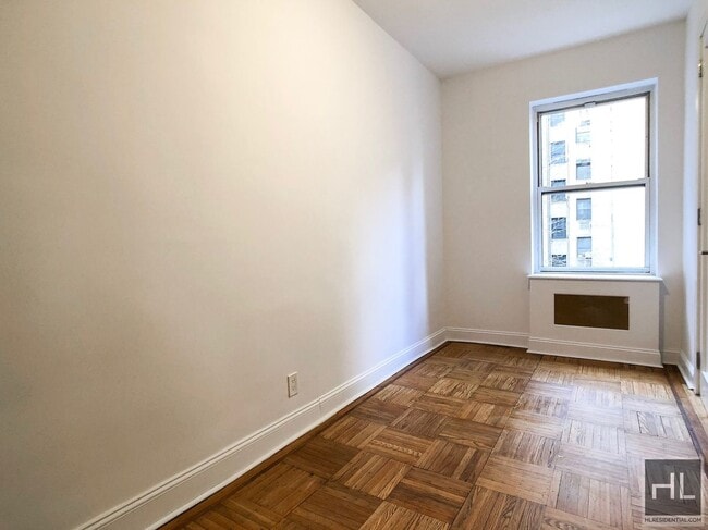 Photo - EAST 72 STREET Unit 4R