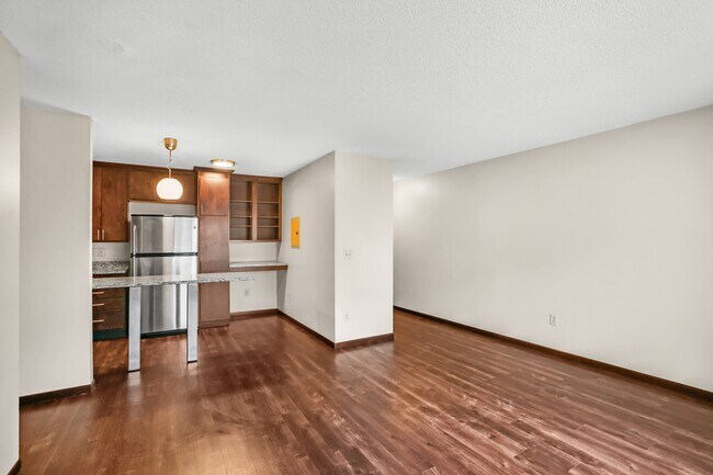 Photo - 2800 Girard Apartments