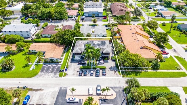 Photo - 520 NE 44th St