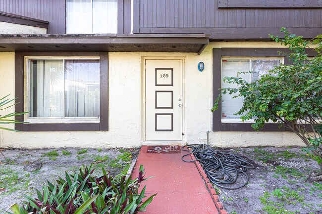 Building Photo - 5372 129th Ave N Rental