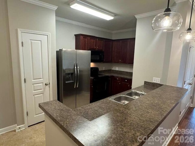 Photo - 10125 Westmoreland Rd