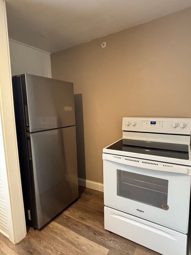 Photo - 151 S Main St Unit 3