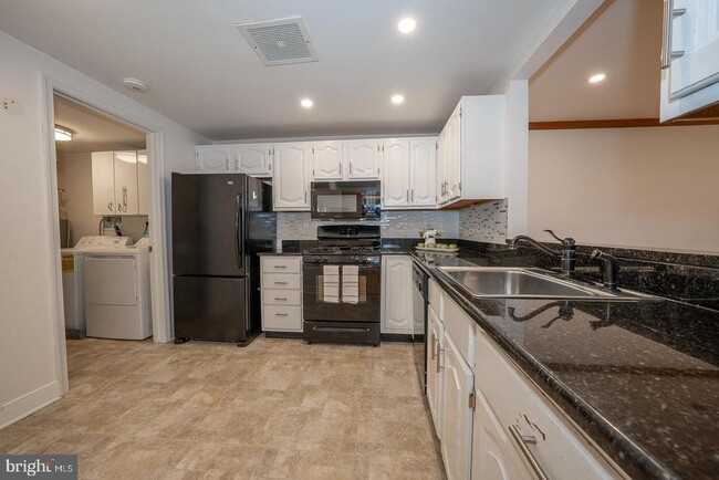 Photo - 504 Mountainview Dr