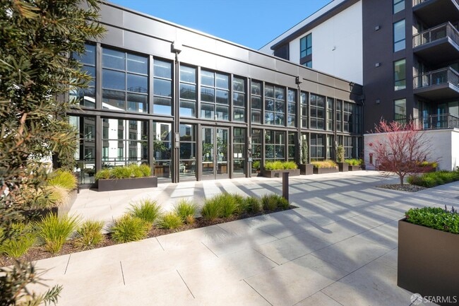 Photo - 1 Bristol Court