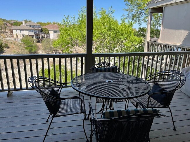 Photo - 539 Venture Blvd S