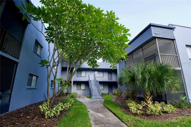 Building Photo - 2369 Oak Park Way Unit 110