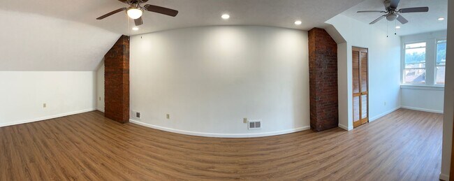 Photo - 415 Grant Ave Unit Apt #2