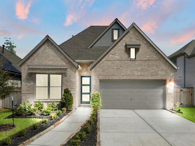 Building Photo - 1942 Waters Branch Dr