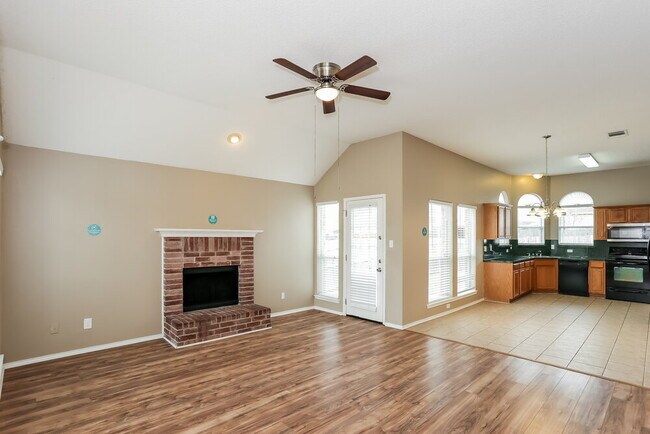 1322 Riverview Ln