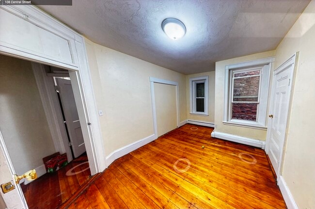 Photo - 110 Central St Unit 3J
