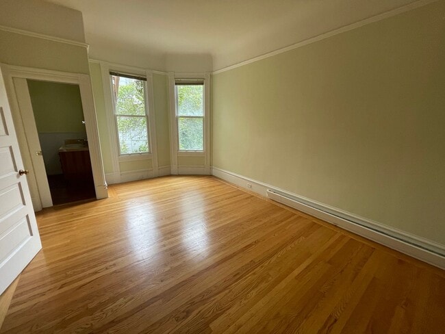 Photo - Charming Inner Richmond Gem: Spacious 1BR w/ Laundry On-Site, and Parking Included!