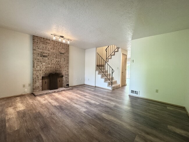 Photo - 2738 SE 62nd Ave