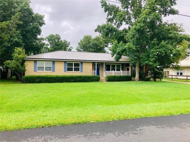 Building Photo - 107 S Lake Dr Rental