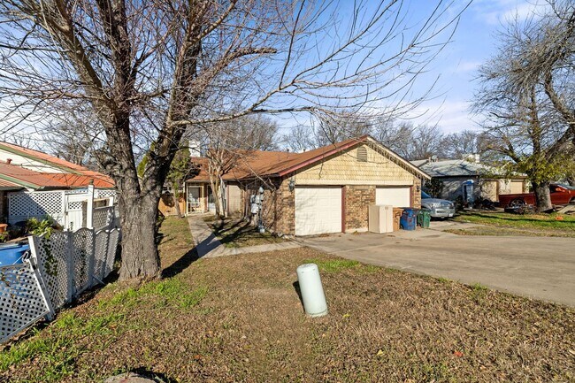 12130 Thompkins Dr Unit A