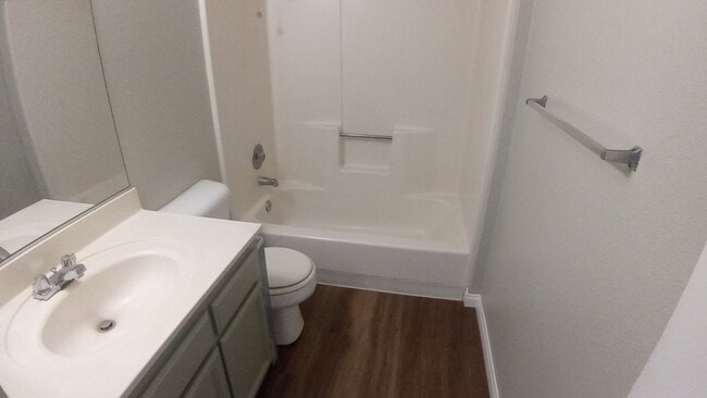 Photo - 510 E Avenue Q2 Unit A