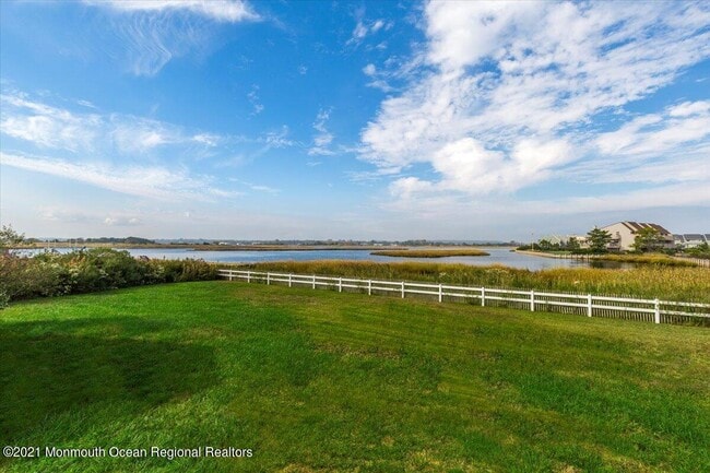 Photo - 15 Riverview Rd