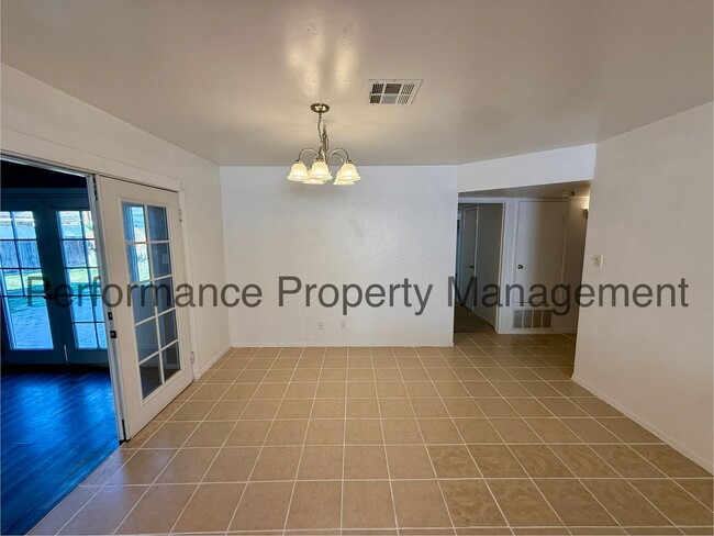 Photo - Stunning 4 Bed/2 Bath NE Home w/ Solar, RB...