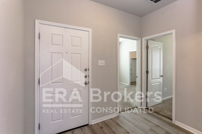 Photo - 1236 Grand Oak Trl