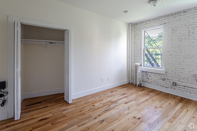 Studio - Room