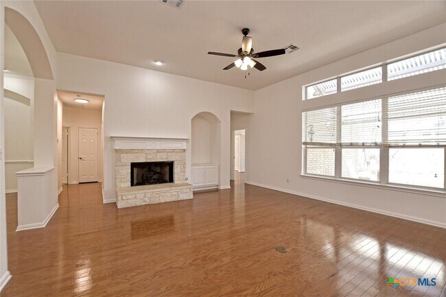 Photo - 2632 Henley Dr