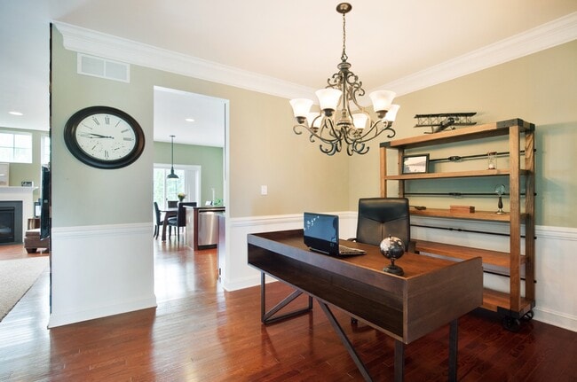 Photo - 216 Westbrook Dr