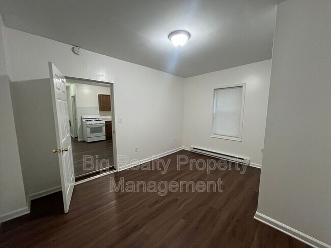 Photo - 29 N Main St Unidad 2A