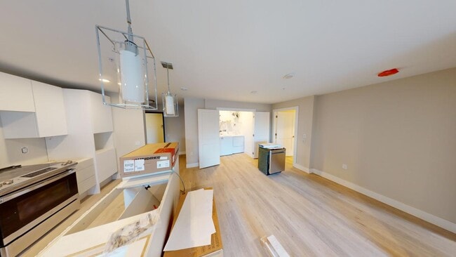 Photo - 67 Suffolk St Unit 104