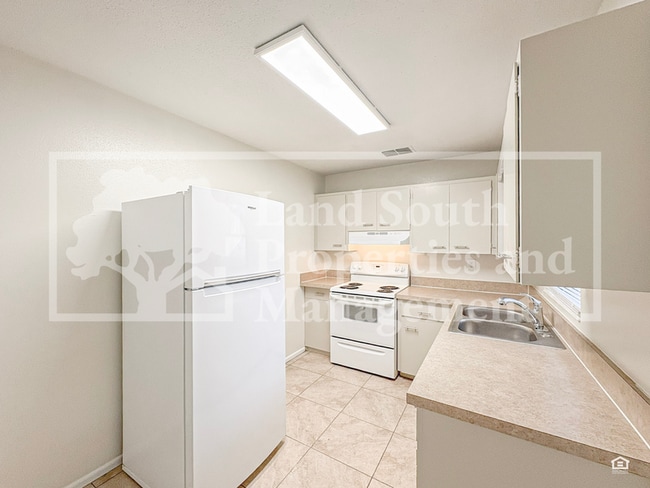 Photo - 738 Park Hill Ave