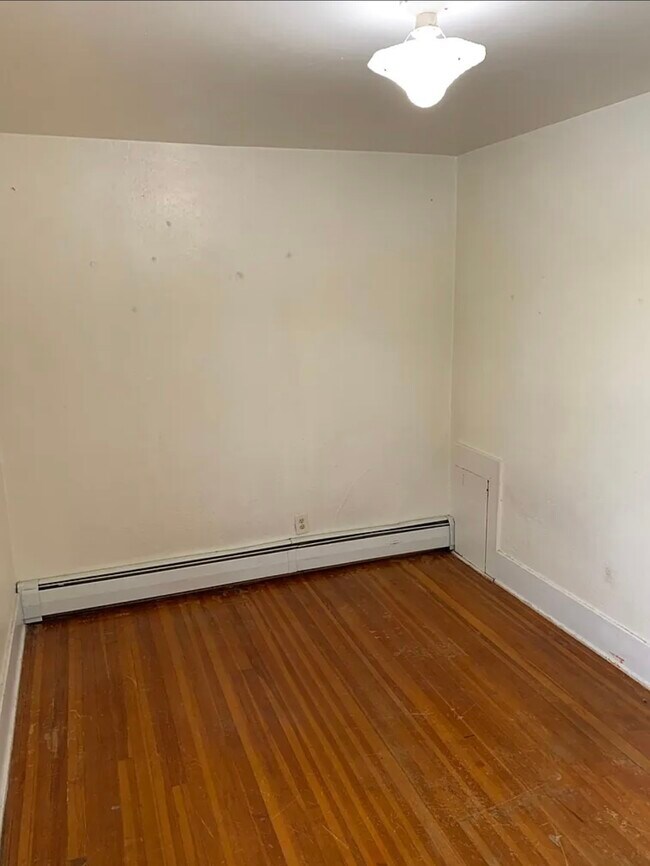 Photo - 205 E Pershing Blvd Unit 4