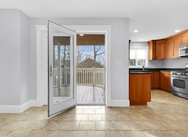 Photo - 142 Sutherland Rd Unit 117