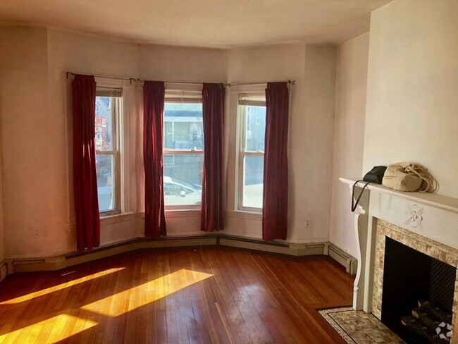 Building Photo - Student friendly Brighton 2-bed Rental