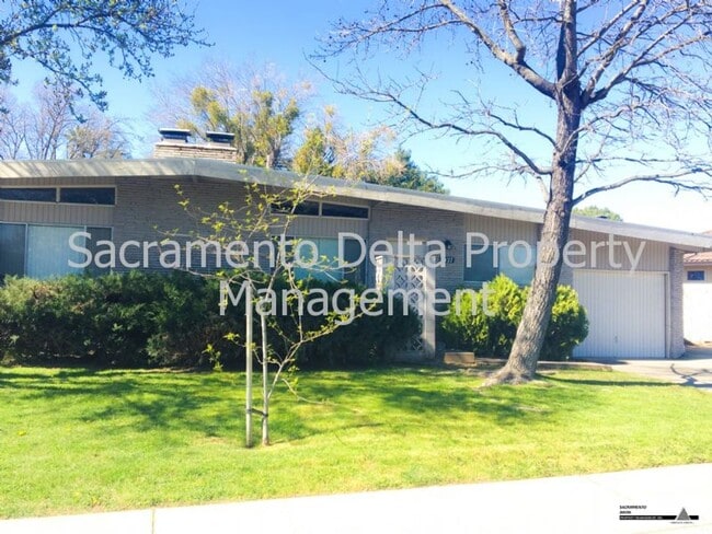 Building Photo - 9287002/65 Unit 9287002001 Rental