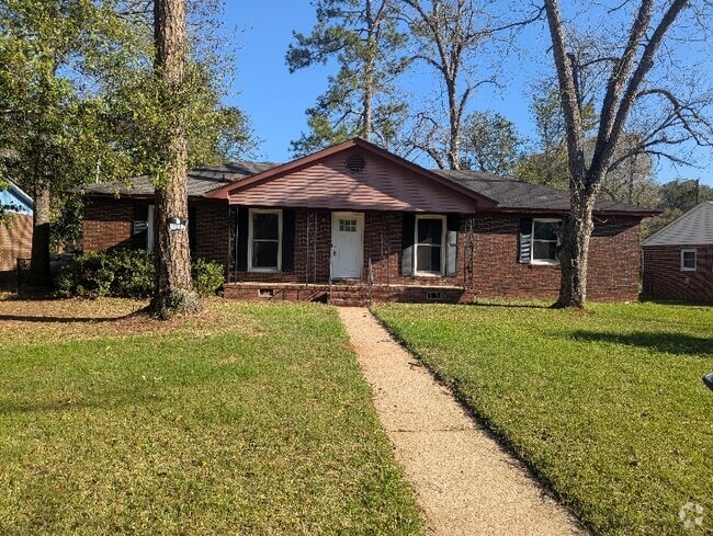 Building Photo - 2017 Jones Ave Rental