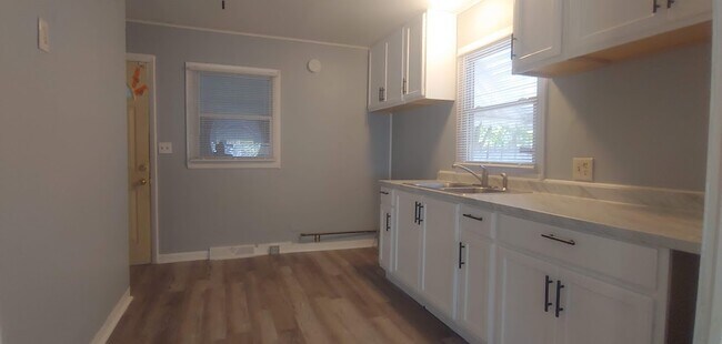 Photo - 5034 N 42nd St