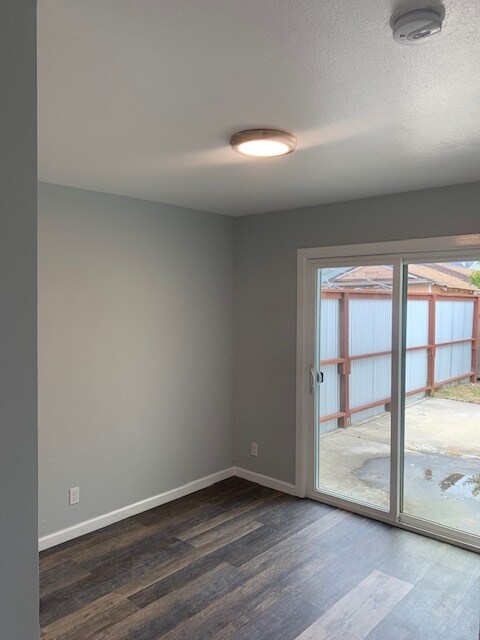 Photo - 6971 Krause Ave