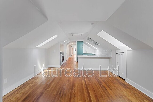Photo - 1430 N Marion St Unit #6