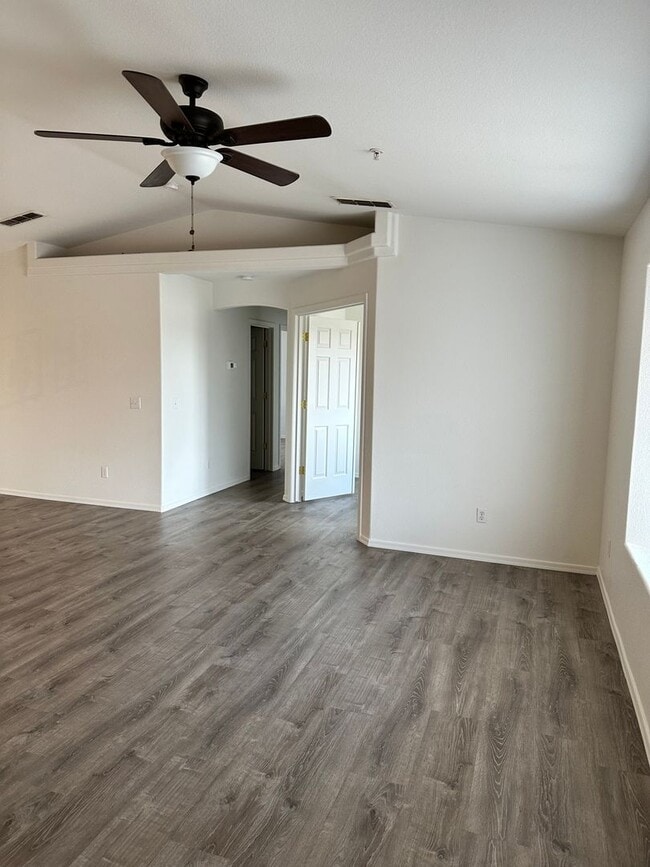 Photo - 1514 Pebble Dr Unit 101