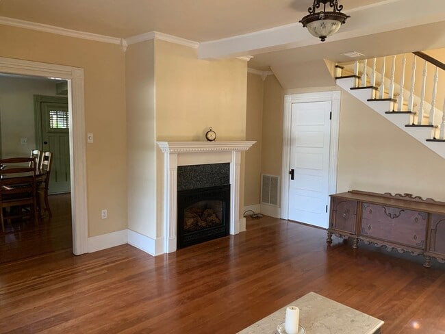 Photo - Downtown Auburn Charmer