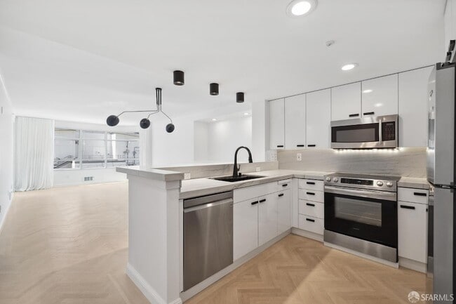 Photo - 403 Main St Condo Unit 717N