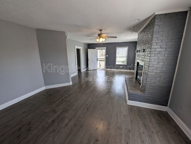 Photo - 9517 West Ave